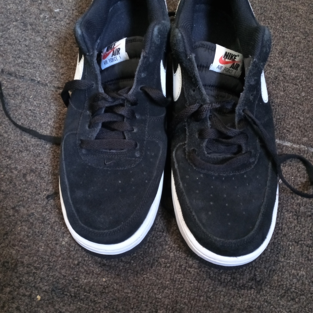 Suede nike airforce low top